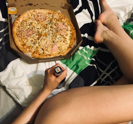 Naakte gelekte OnlyFans-foto van Marygerfree