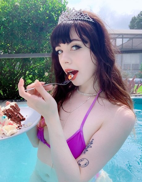 Naakte gelekte OnlyFans-foto van Sleepy Kokiri