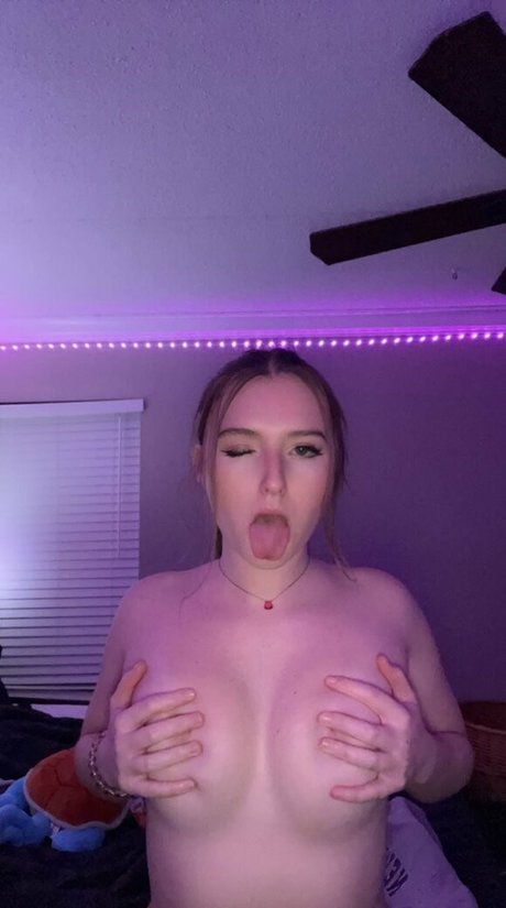Naakte gelekte OnlyFans-foto van Brooklyn Benz
