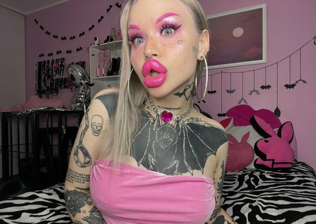 Nasty_bimbo