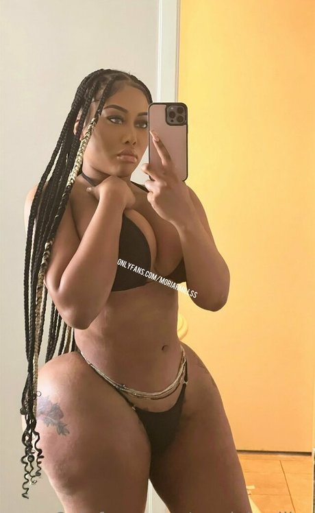 Naakte gelekte OnlyFans-foto van Moriahmillss