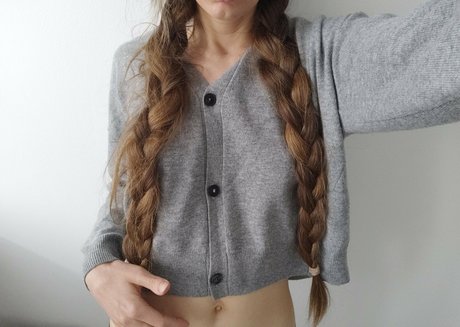 Naakte gelekte OnlyFans-foto van Cutegirlfriend