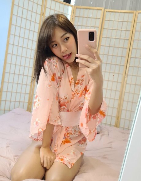 Naakte gelekte OnlyFans-foto van Sweetieyukino