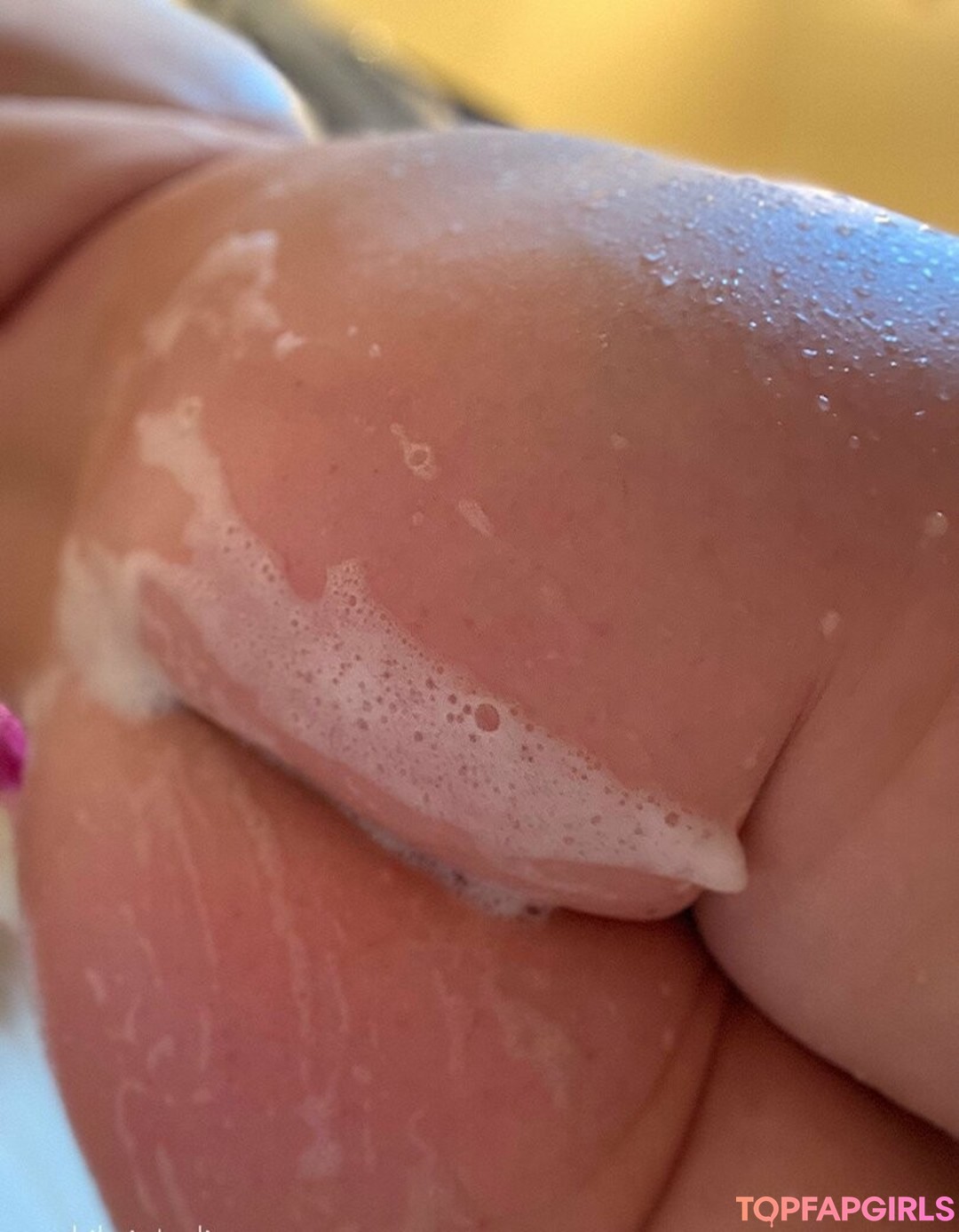 Naakte gelekte OnlyFans-foto van Lilpinkalien #1395