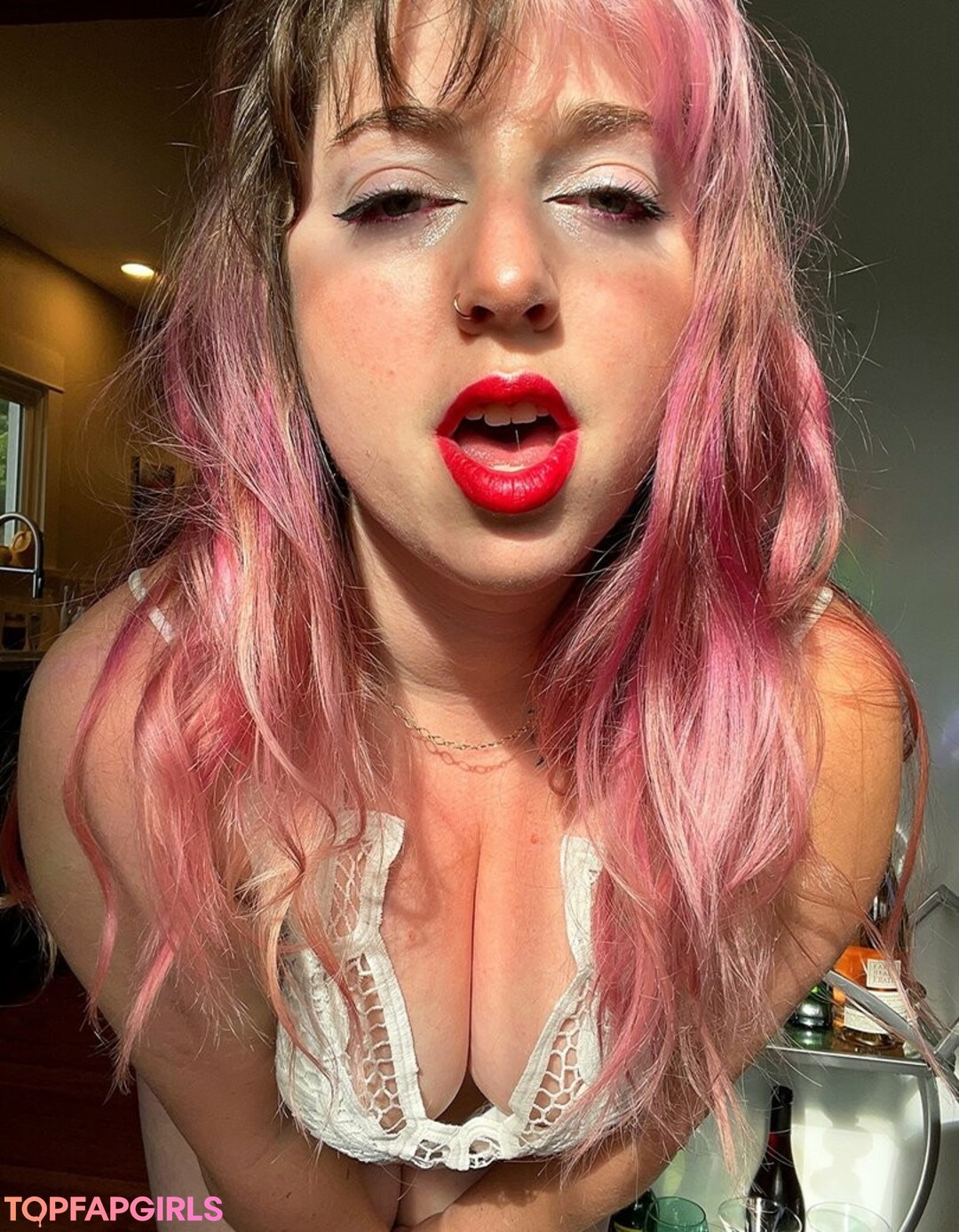 Naakte gelekte OnlyFans-foto van Lilpinkalien #1610