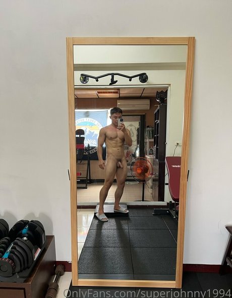 Naakte gelekte OnlyFans-foto van Superjohnny1994