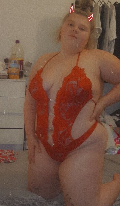 Naakte gelekte OnlyFans-foto van Xobadbitxhox