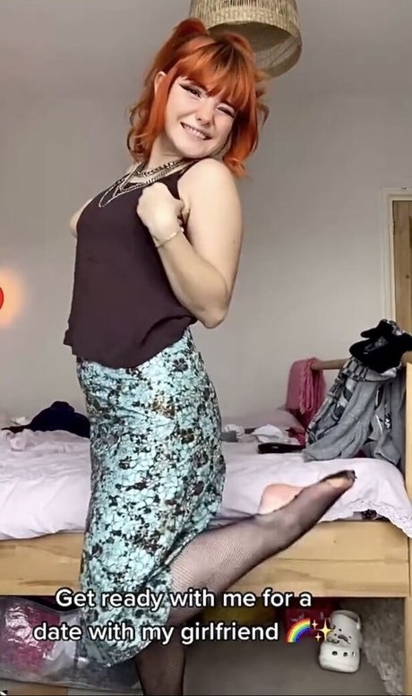 Naakte gelekte OnlyFans-foto van Ramona Marquez