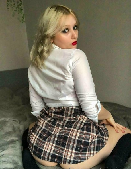 Naakte gelekte OnlyFans-foto van Juicyjuus