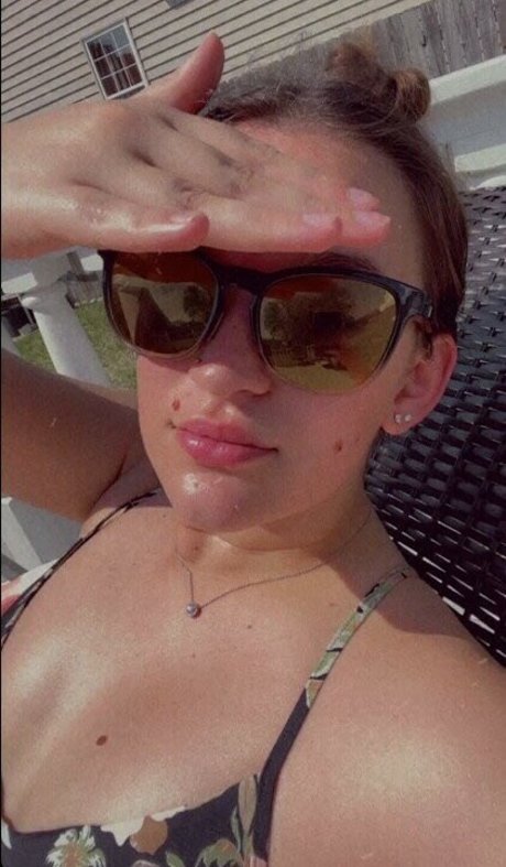 Naakte gelekte OnlyFans-foto van Catrinaarroyo