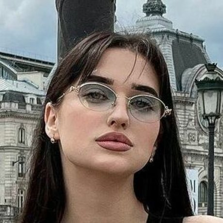 Naakte gelekte OnlyFans-foto van Allamayorovaa