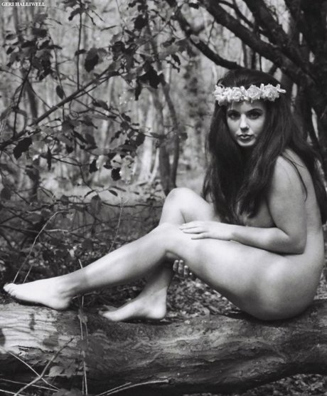 Naakte gelekte OnlyFans-foto van Geri Halliwell