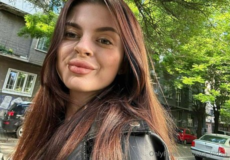 Naakte gelekte OnlyFans-foto van Kirakirraa