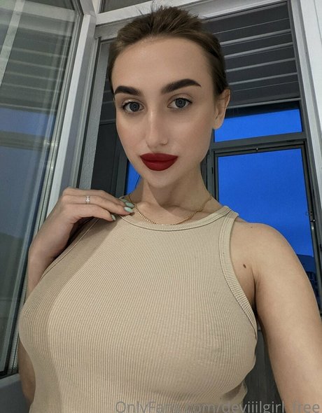 Naakte gelekte OnlyFans-foto van Katecox