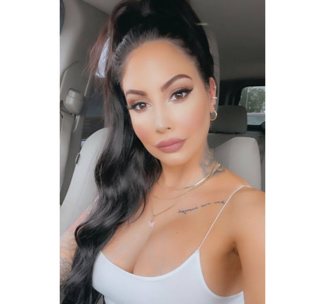 Naakte gelekte OnlyFans-foto van Angelbabie