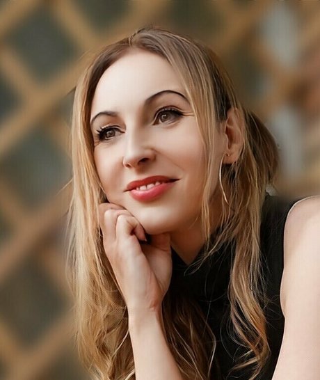 Naakte gelekte OnlyFans-foto van Ladyfetish23