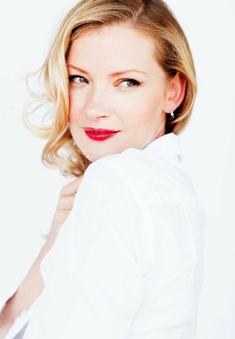 Naakte gelekte OnlyFans-foto van Gretchen Mol