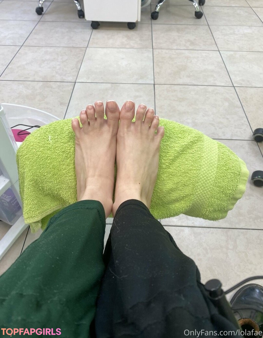 Naakte gelekte OnlyFans-foto van Lola Fae #1224