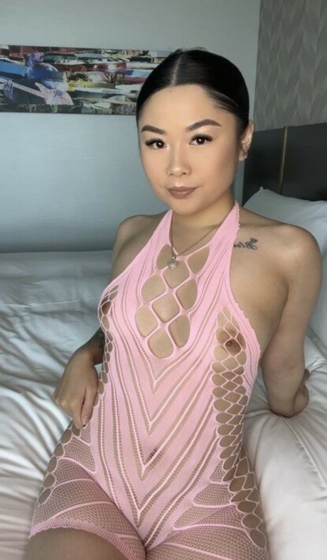 Naakte gelekte OnlyFans-foto van Finechina12
