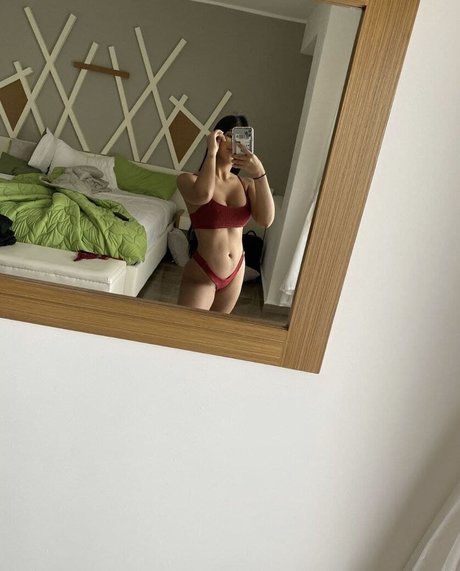 Naakte gelekte OnlyFans-foto van Katherine Rodriguez