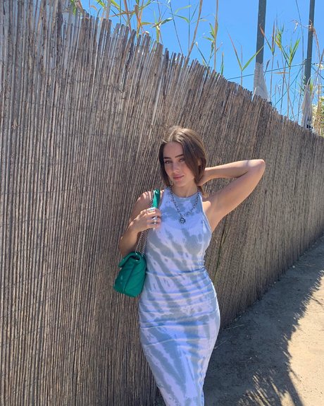 Naakte gelekte OnlyFans-foto van Effy Palarya