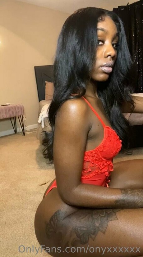 Naakte gelekte OnlyFans-foto van Onyxxxxxx