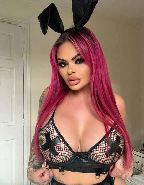 Naakte gelekte OnlyFans-foto van Lexessex