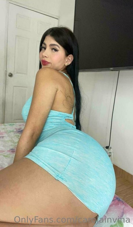 Naakte gelekte OnlyFans-foto van Carolainvina