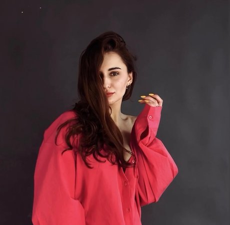Naakte gelekte OnlyFans-foto van Margo