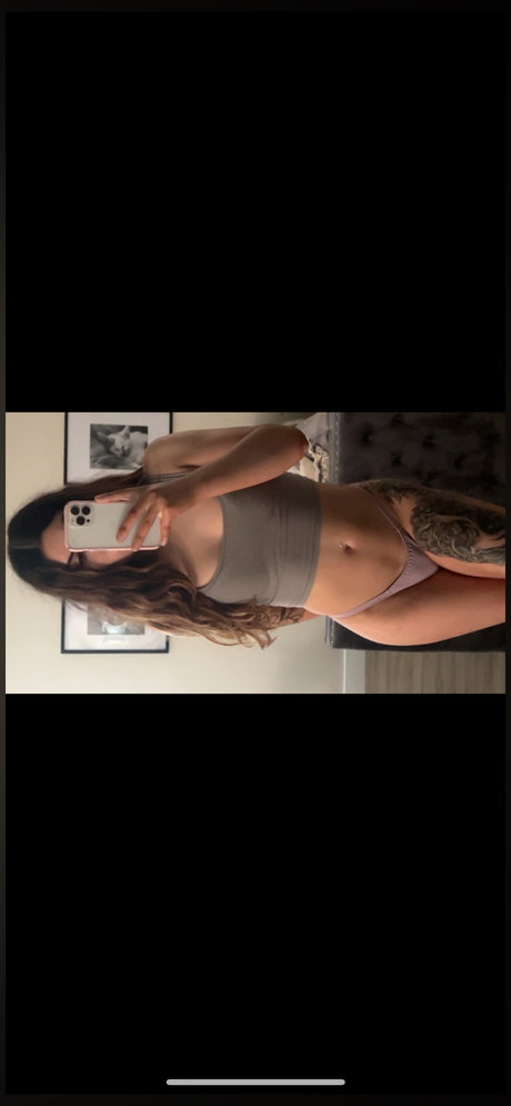 Naakte gelekte OnlyFans-foto van Tspapiichulo 