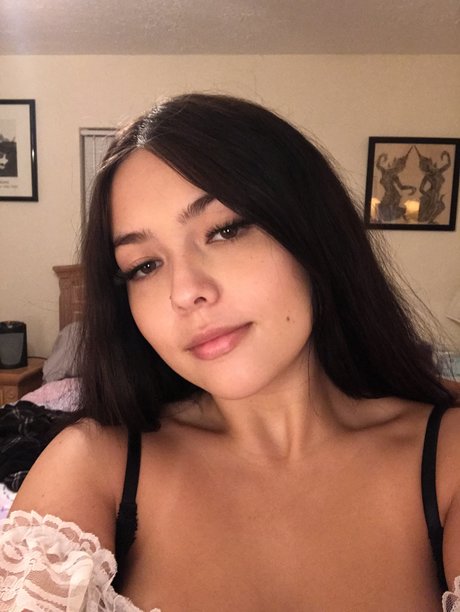 Naakte gelekte OnlyFans-foto van Father
