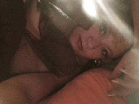 Naakte gelekte OnlyFans-foto van Prettykittie78