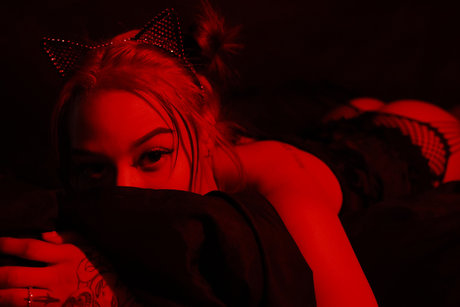 Naakte gelekte OnlyFans-foto van Livie Garrett