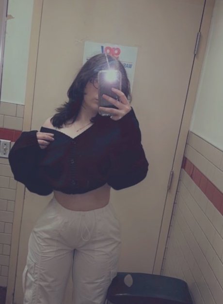 Naakte gelekte OnlyFans-foto van Tor