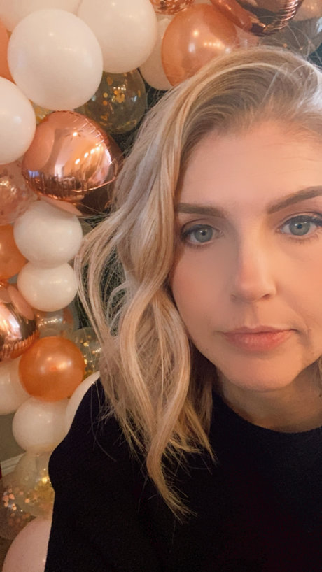 Naakte gelekte OnlyFans-foto van Melissa