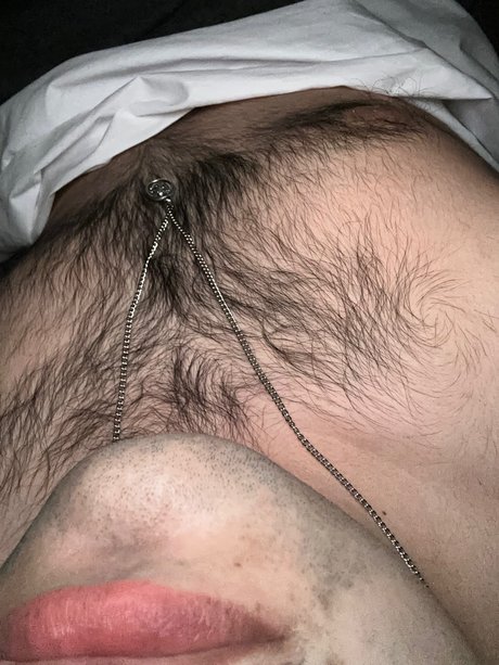 Naakte gelekte OnlyFans-foto van Siah