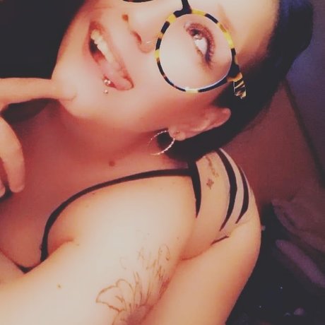Naakte gelekte OnlyFans-foto van Gameoverbrandi