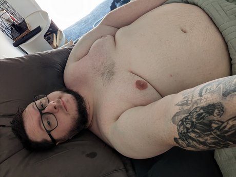 Naakte gelekte OnlyFans-foto van Chubbysheay