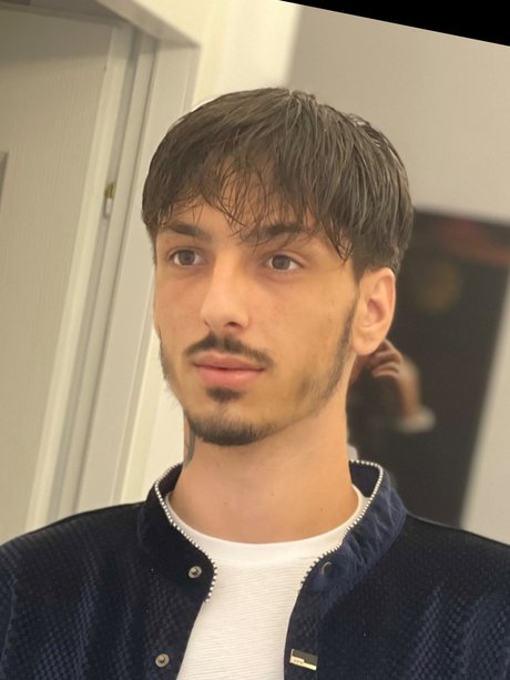 Naakte gelekte OnlyFans-foto van Chrystian