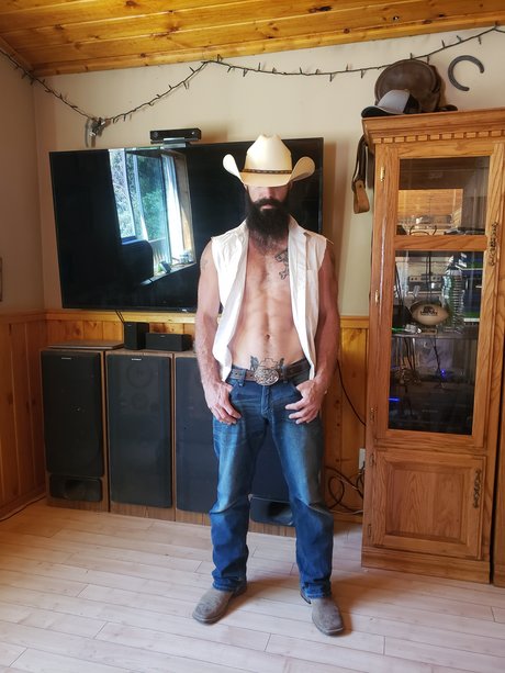Naakte gelekte OnlyFans-foto van Master Xensor