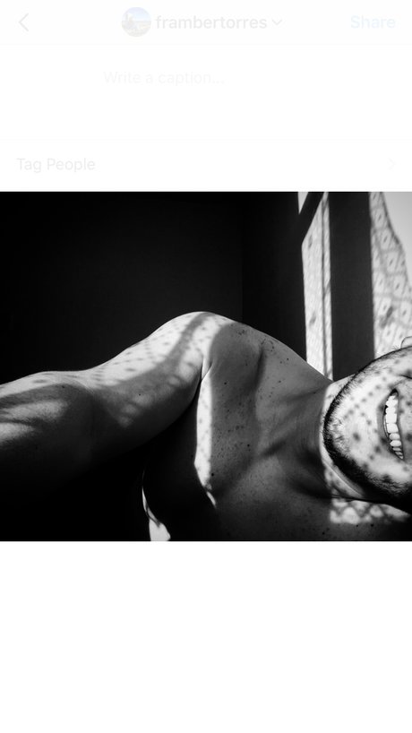 Naakte gelekte OnlyFans-foto van Pac Man
