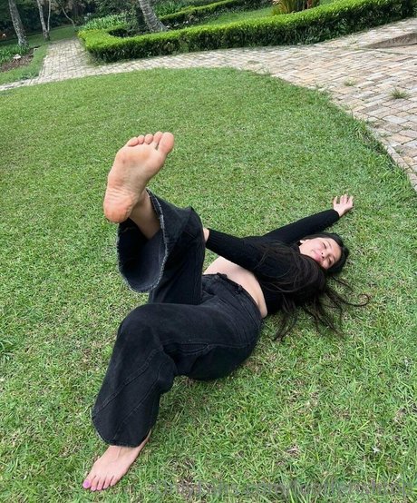Naakte gelekte OnlyFans-foto van Footfetishtop