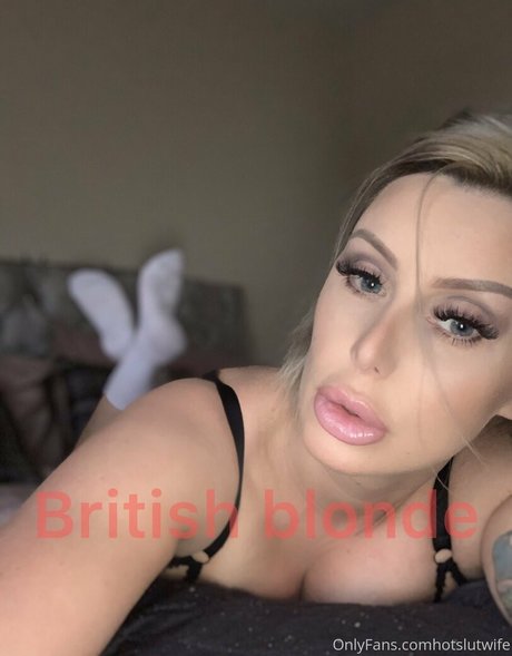 Naakte gelekte OnlyFans-foto van Naughtymother