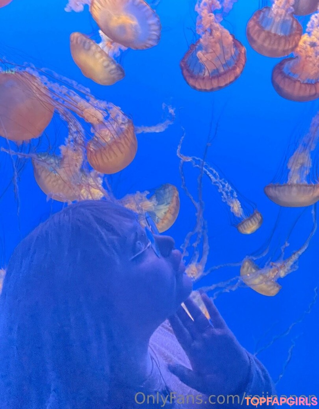 Naakte gelekte OnlyFans-foto van Reiinapop #1202