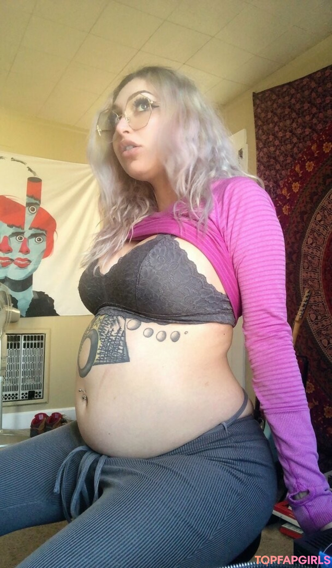 Naakte gelekte OnlyFans-foto van Reiinapop #1313