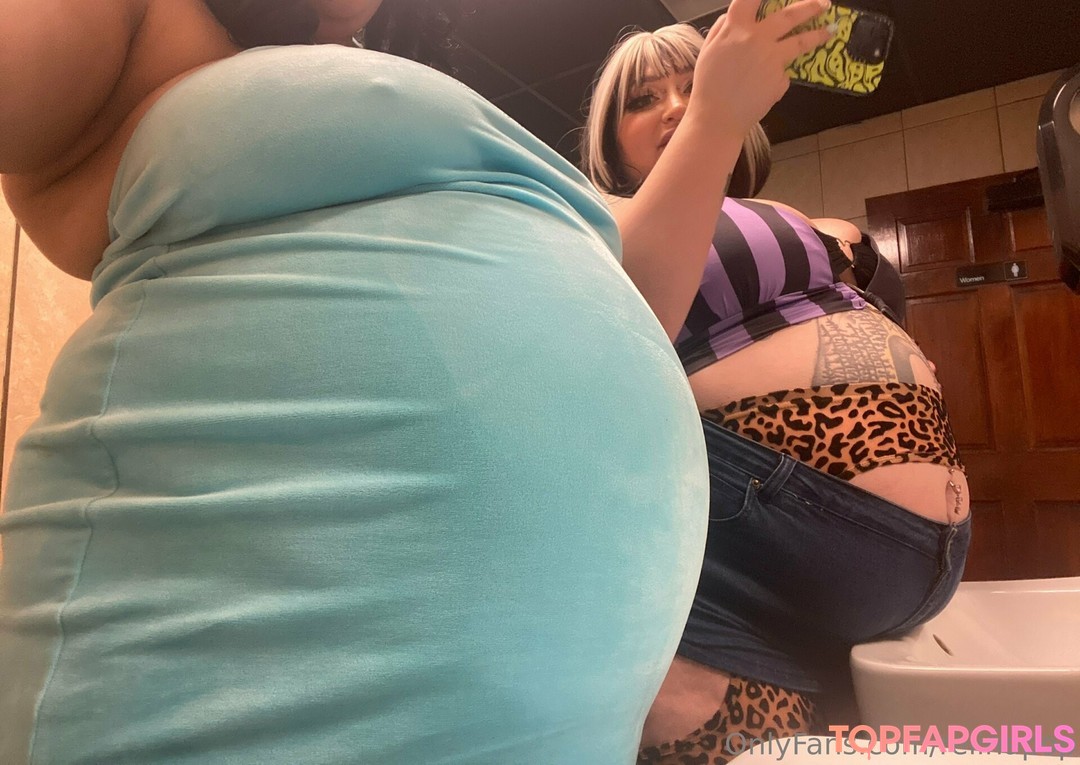 Naakte gelekte OnlyFans-foto van Reiinapop #1434