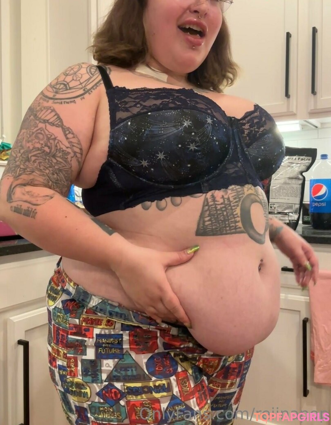 Naakte gelekte OnlyFans-foto van Reiinapop #1600