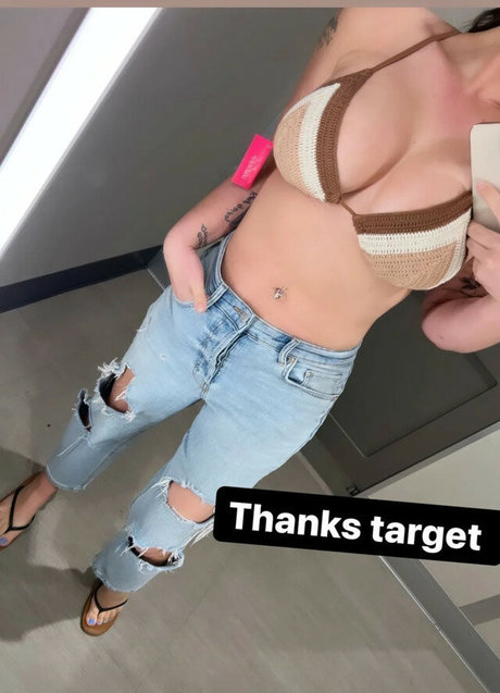 Naakte gelekte OnlyFans-foto van Katiepurrs