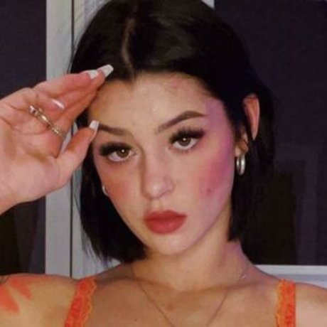Naakte gelekte OnlyFans-foto van Sierra Wobb