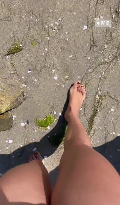 Naakte gelekte OnlyFans-foto van Erika Sanz